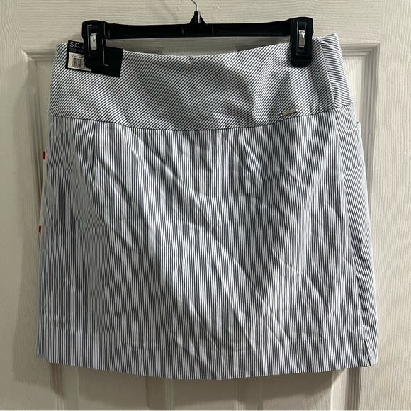 S. C. & Co. Women’s Skort Tummy Control Medium - Picture 8 of 10